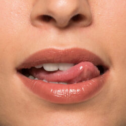 Balsamo Labbra Lip Repaire Brown – 334 Nee