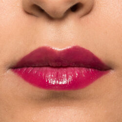 Rossetto Liquido Brillante – Baccara 1 Nee