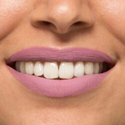 Rossetto Liquido Matte – Lily Rose 70 Nee