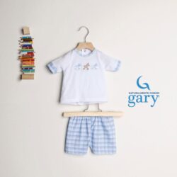 Clinico neonato con Cavalli a dondolo in Jersey Gary